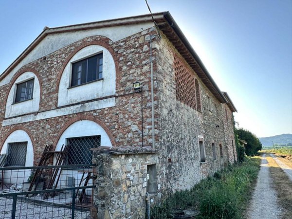 casa indipendente in vendita a San Giuliano Terme