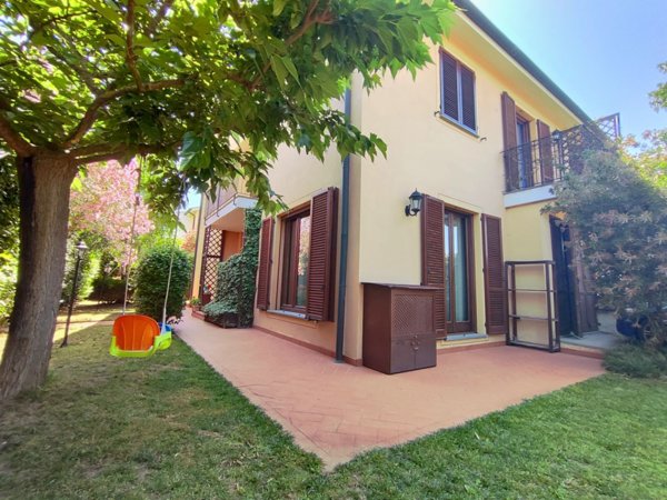 casa indipendente in vendita a San Giuliano Terme