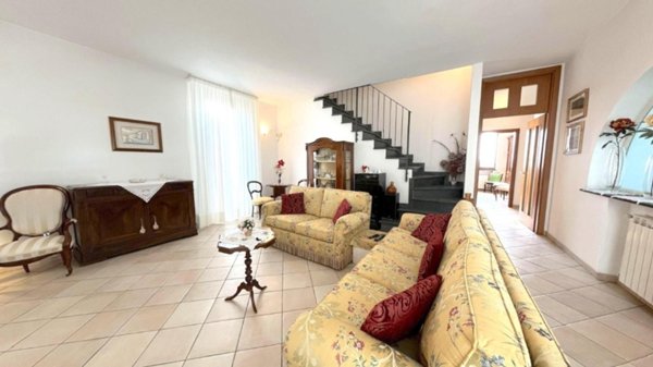 casa indipendente in vendita a San Giuliano Terme