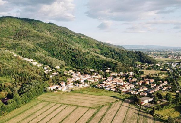 negozio in vendita a San Giuliano Terme in zona Molina di Quosa