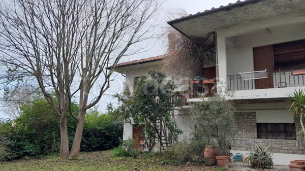 casa indipendente in vendita a San Giuliano Terme