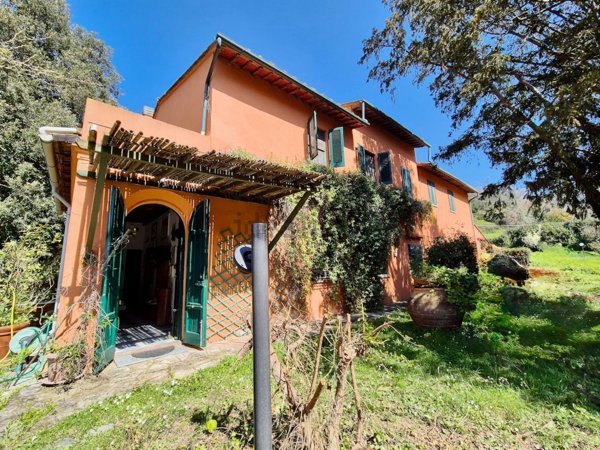 casale in vendita a San Giuliano Terme in zona Molina di Quosa