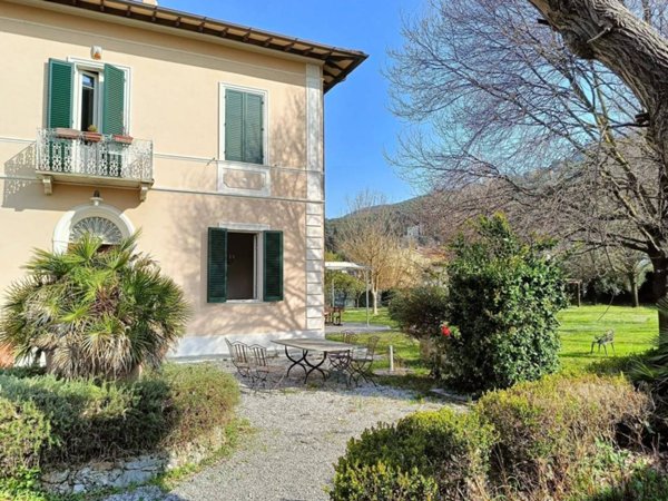 casa indipendente in vendita a San Giuliano Terme