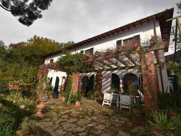 casa indipendente in vendita a San Giuliano Terme