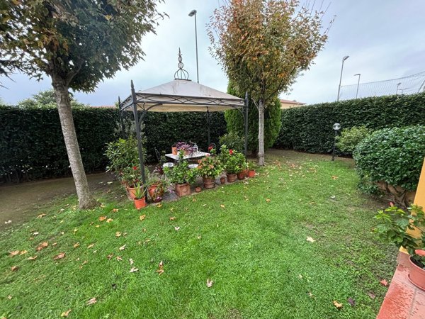 casa indipendente in vendita a San Giuliano Terme in zona San Martino a Ulmiano