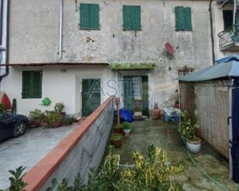 casa indipendente in vendita a San Giuliano Terme