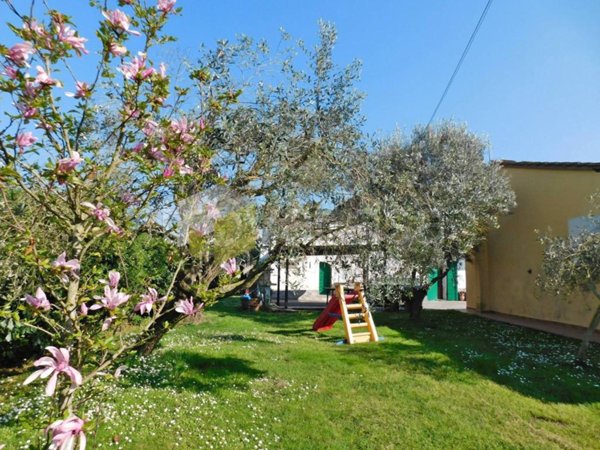 casa indipendente in vendita a San Giuliano Terme