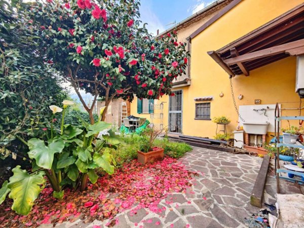 casa indipendente in vendita a San Giuliano Terme in zona Pontasserchio