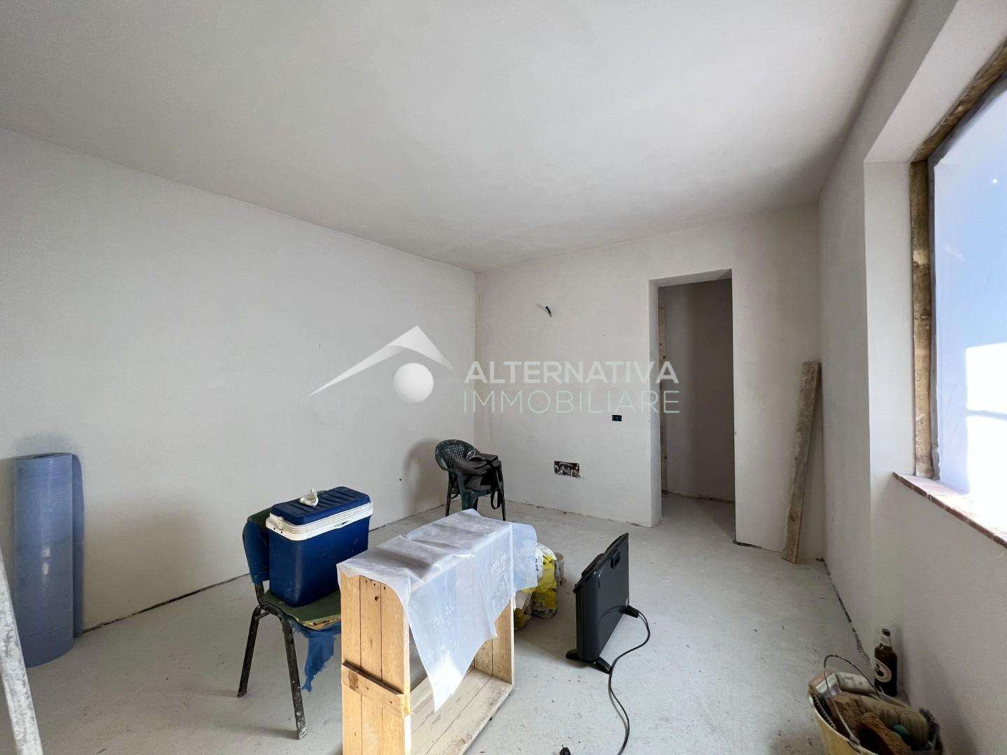 intera palazzina in vendita a San Giuliano Terme in zona Arena-Metato
