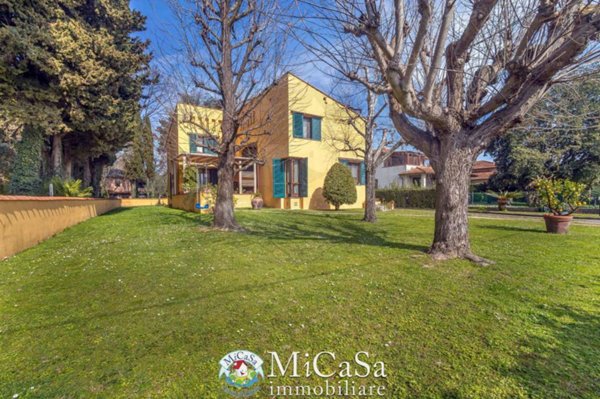 casa indipendente in vendita a San Giuliano Terme in zona Arena-Metato