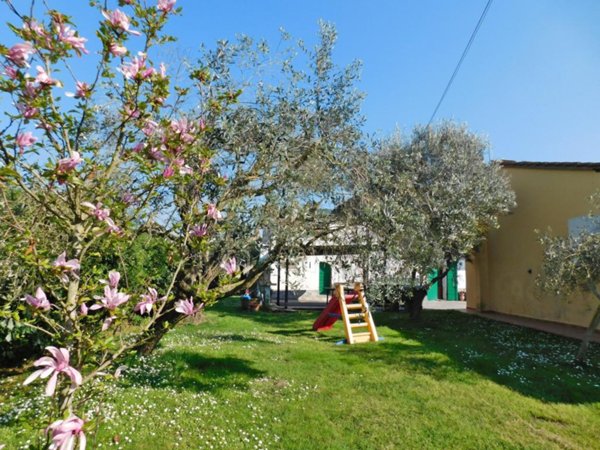 casa indipendente in vendita a San Giuliano Terme in zona Mezzana
