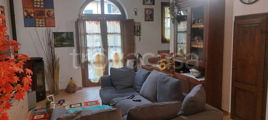casa indipendente in vendita a San Giuliano Terme in zona Molina di Quosa