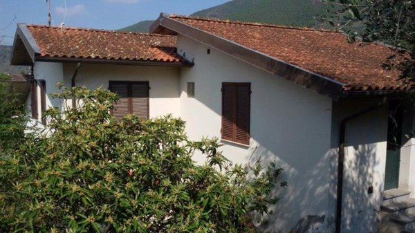 casa indipendente in vendita a San Giuliano Terme in zona Mezzana