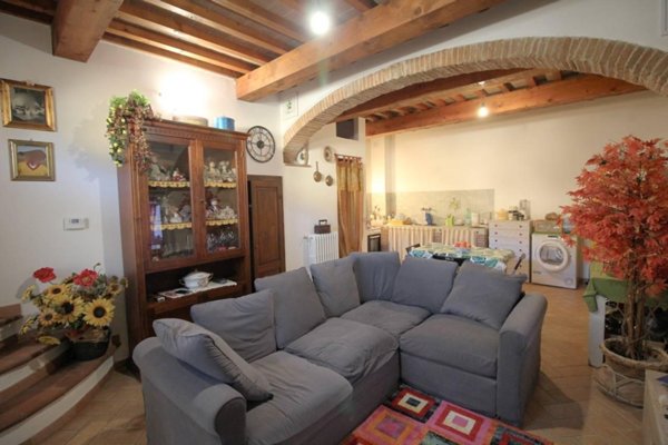 casa indipendente in vendita a San Giuliano Terme in zona Molina di Quosa