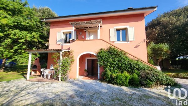 casa indipendente in vendita a San Giuliano Terme