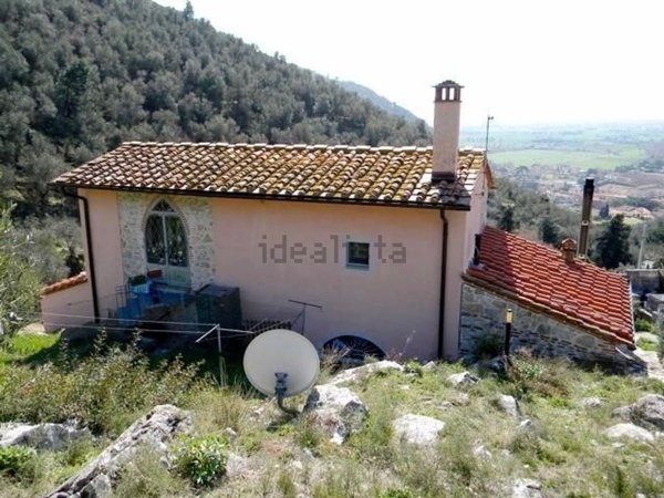 pentavano in vendita a San Giuliano Terme