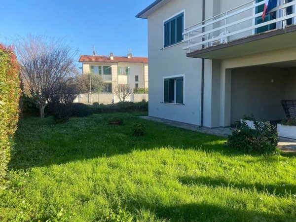 casa indipendente in vendita a San Giuliano Terme in zona Pontasserchio