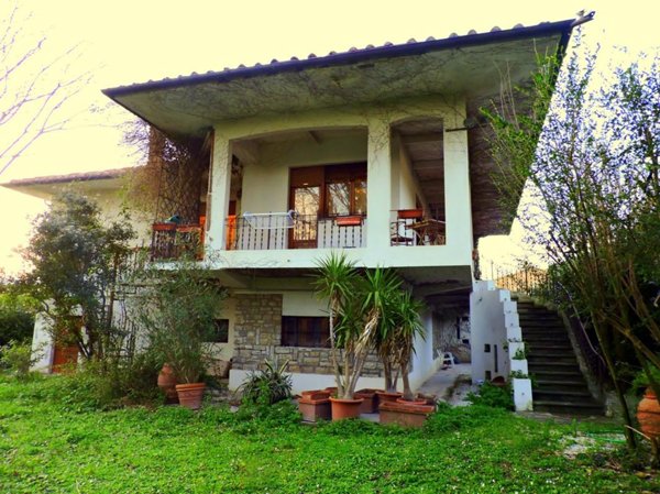 casa indipendente in vendita a San Giuliano Terme