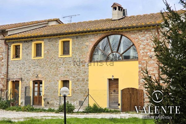 casa indipendente in vendita a San Giuliano Terme