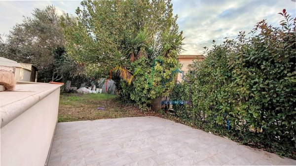 casa indipendente in vendita a San Giuliano Terme in zona Arena-Metato