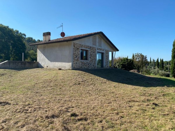 casa indipendente in vendita a San Giuliano Terme in zona Agnano