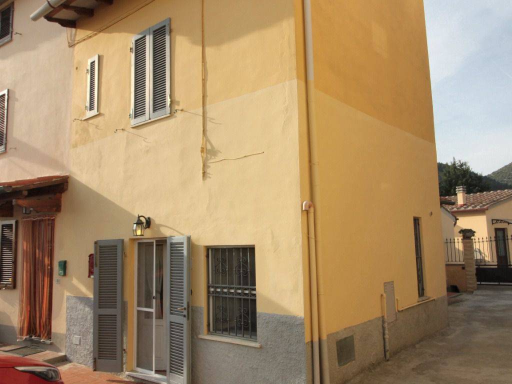 appartamento in vendita a San Giuliano Terme in zona Agnano
