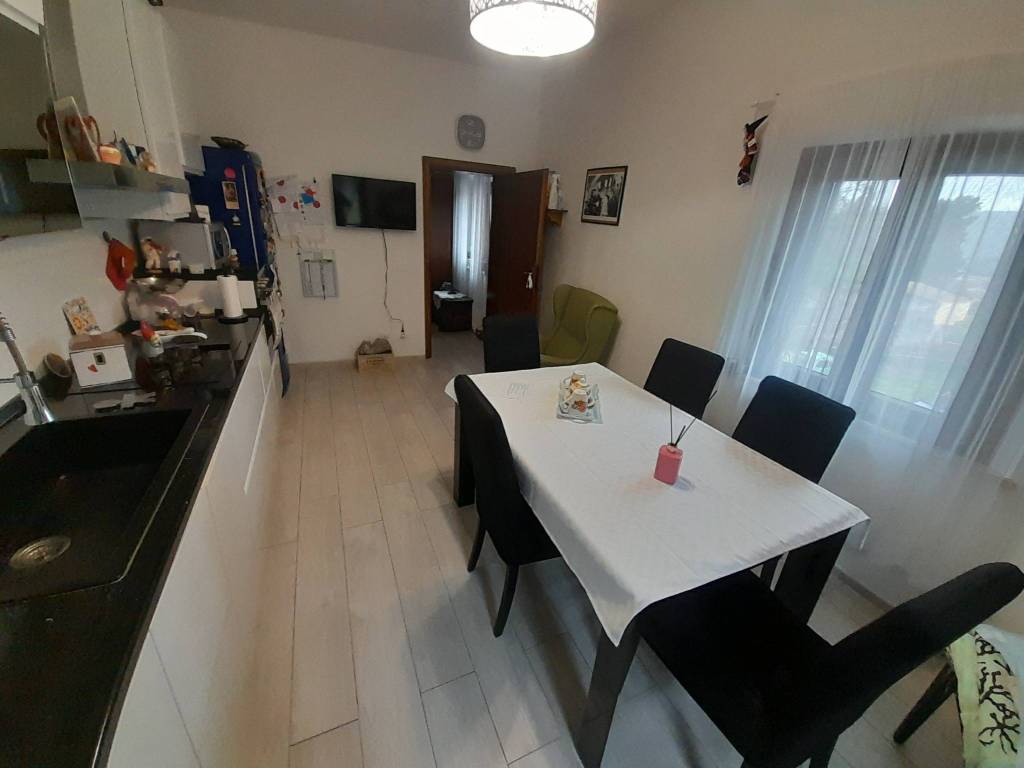 appartamento in vendita a San Giuliano Terme in zona Molina di Quosa