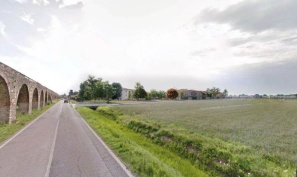 casa indipendente in vendita a San Giuliano Terme in zona Molina di Quosa