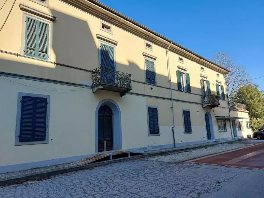 capannone in vendita a San Giuliano Terme in zona Ripafratta