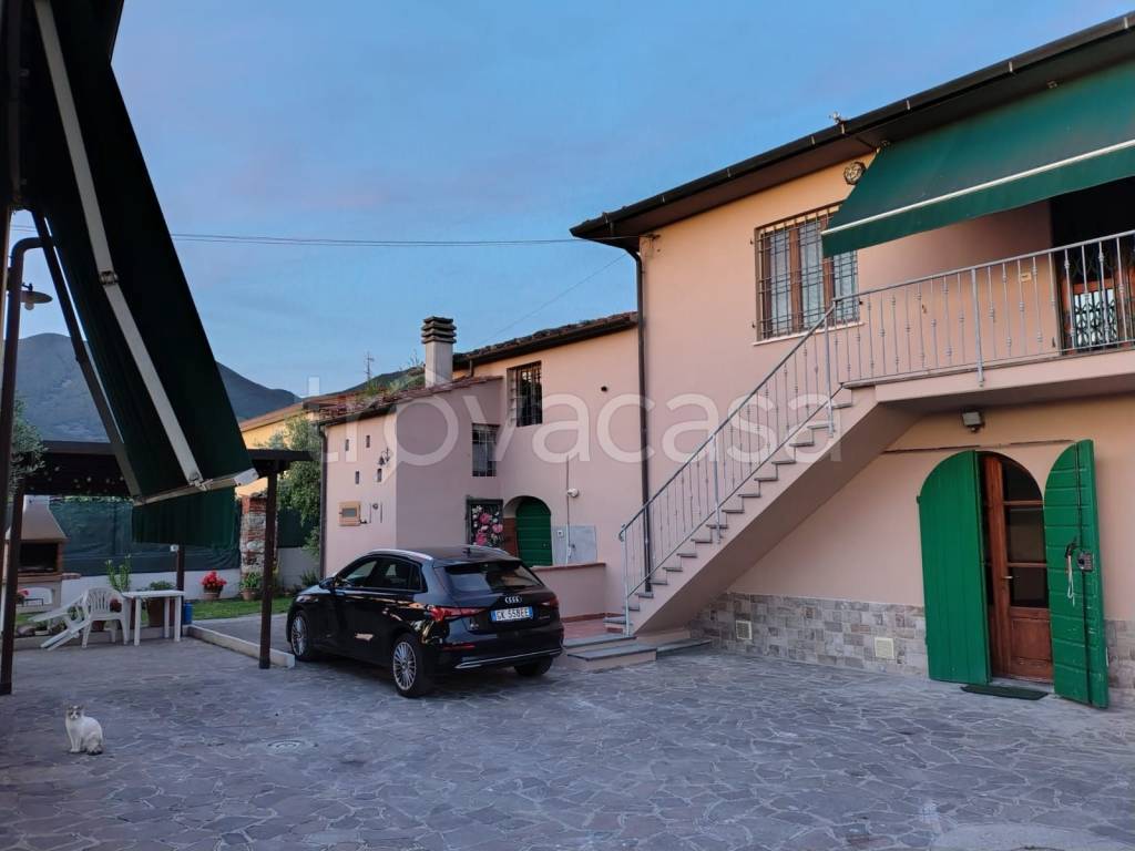 casa indipendente in vendita a San Giuliano Terme in zona Mezzana