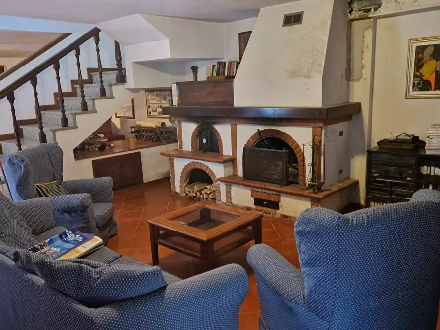 casa indipendente in vendita a San Giuliano Terme in zona Agnano