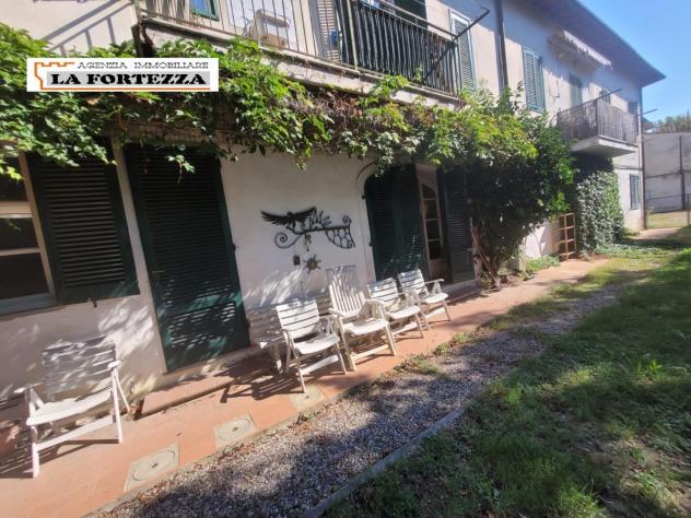 casa semindipendente in vendita a San Giuliano Terme in zona Campo