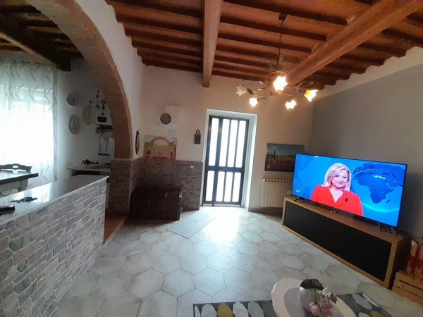 appartamento in vendita a San Giuliano Terme in zona Orzignano