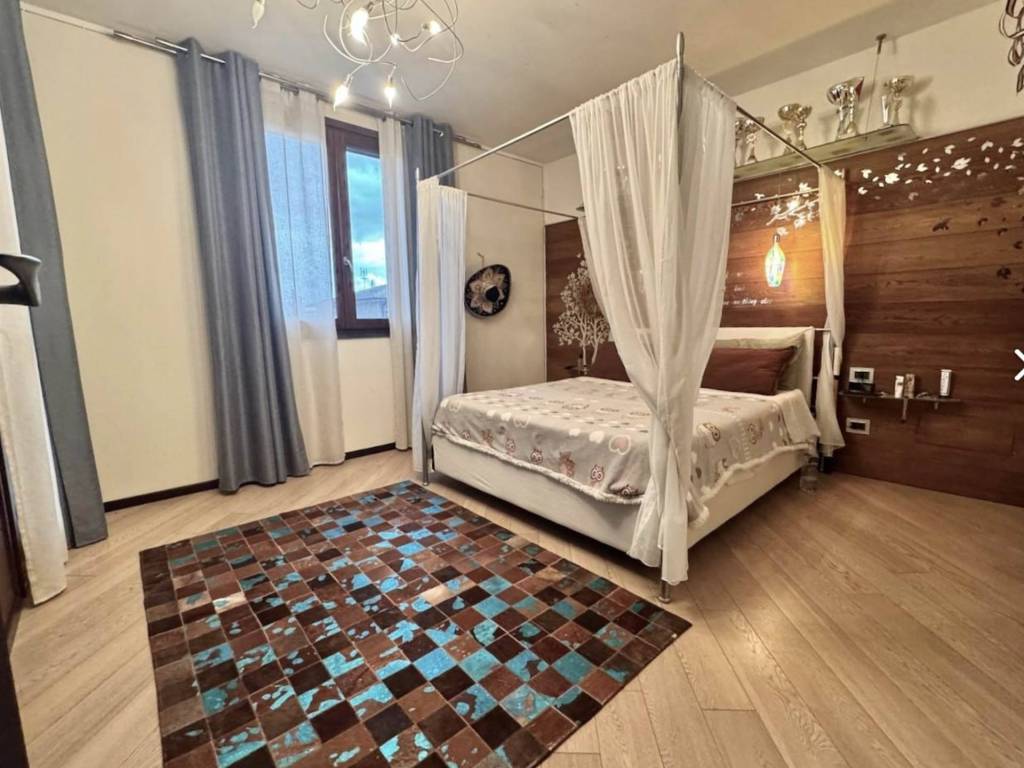 casa indipendente in vendita a San Giuliano Terme in zona Madonna dell'Acqua