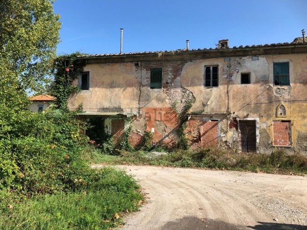 casa indipendente in vendita a San Giuliano Terme in zona Gello
