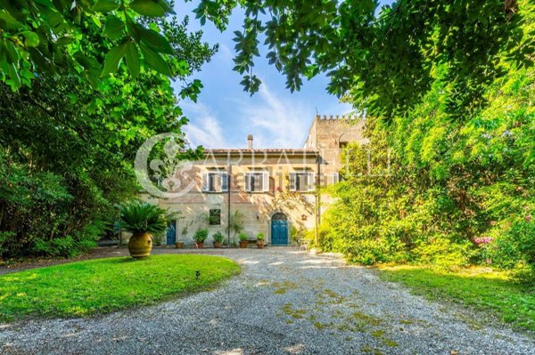 casa indipendente in vendita a San Giuliano Terme