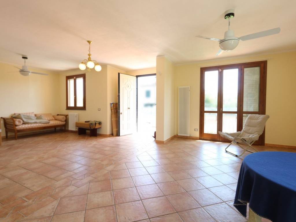 casa indipendente in vendita a San Giuliano Terme in zona Campo