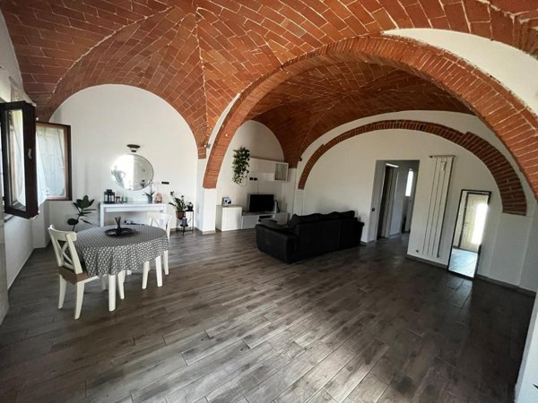 casa semindipendente in vendita a San Giuliano Terme in zona Ghezzano