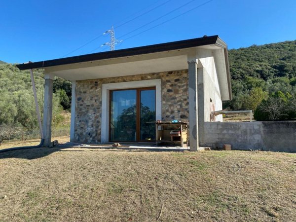 casa indipendente in vendita a San Giuliano Terme in zona Agnano