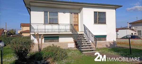 casa indipendente in vendita a San Giuliano Terme in zona Madonna dell'Acqua