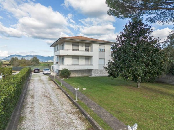 casa indipendente in vendita a San Giuliano Terme in zona Campo