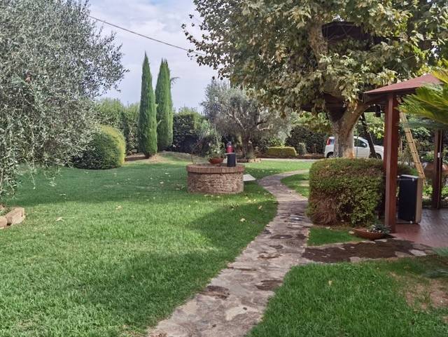 casa indipendente in vendita a San Giuliano Terme in zona San Martino a Ulmiano