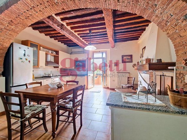 casa indipendente in vendita a San Giuliano Terme