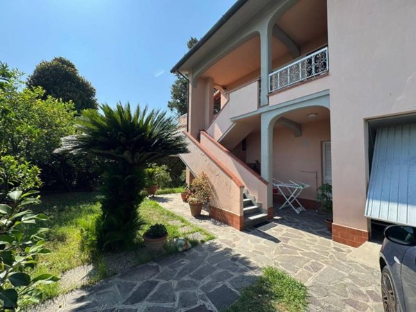casa indipendente in vendita a San Giuliano Terme in zona Pappiana