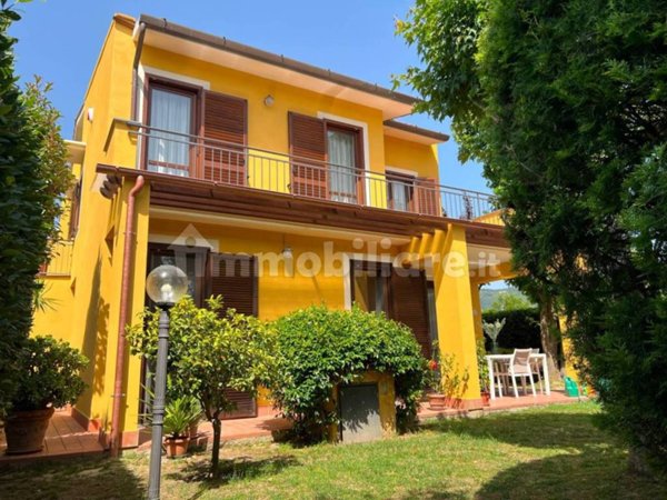 casa indipendente in vendita a San Giuliano Terme in zona Pontasserchio