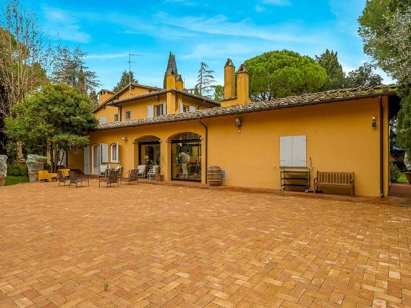 casa indipendente in vendita a San Giuliano Terme in zona Madonna dell'Acqua