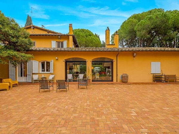 casa indipendente in vendita a San Giuliano Terme in zona Madonna dell'Acqua