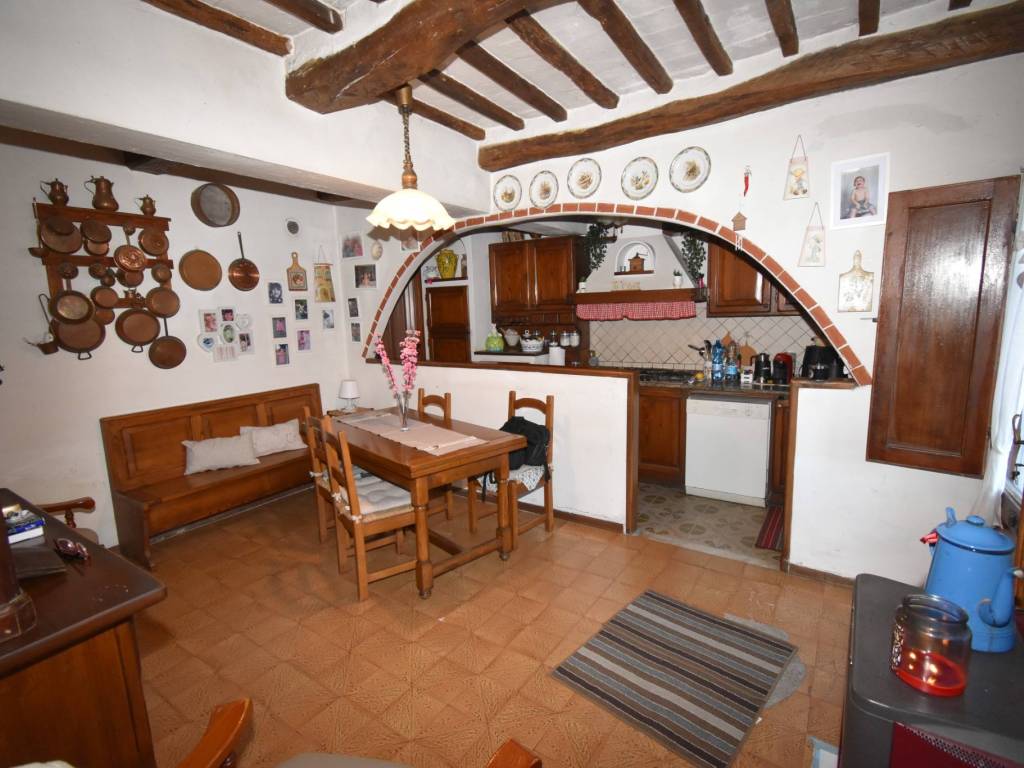 casa indipendente in vendita a San Giuliano Terme in zona Pappiana