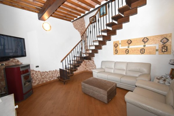 casa indipendente in vendita a San Giuliano Terme
