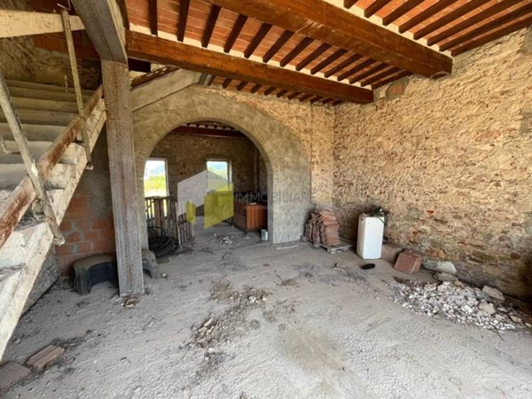 casa indipendente in vendita a San Giuliano Terme in zona Gello